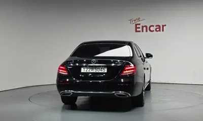 Mercedes-Benz E-Class 2019, 77318 км, за 15032.17 USD