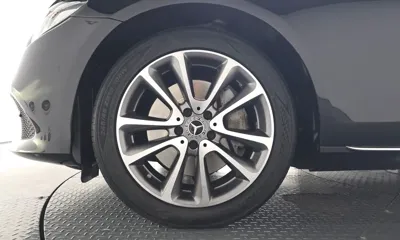 Mercedes-Benz E-Class 2019, 77318 км, за 15032.17 USD