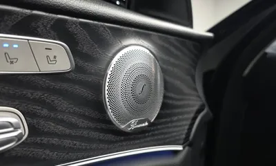 Mercedes-Benz E-Class 2019, 77318 км, за 15032.17 USD - фото 17