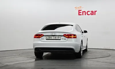 Audi A5 2015, 129043 км, за 6276.84 USD