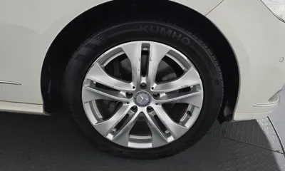 Mercedes-Benz E-Class 2012, 102261 км, за 4618.43 USD