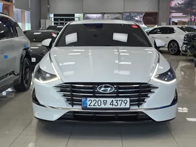 Hyundai Sonata 2023, 83401 км, за 10420.59 USD