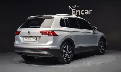 Volkswagen Tiguan 2018, 143031 км, за 65140.1 USD