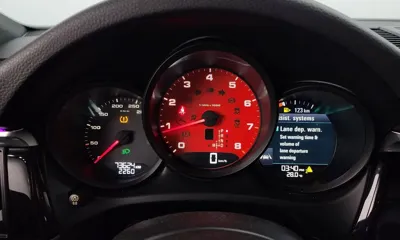 Porsche Macan 2019, 73624 км, за 29492.89 USD - фото 8
