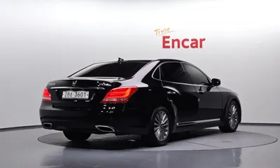 Hyundai Equus 2014, 142348 км, за 5244.85 USD