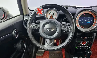 MINI Cooper 2012, 124878 км, за 2627.43 USD - фото 13