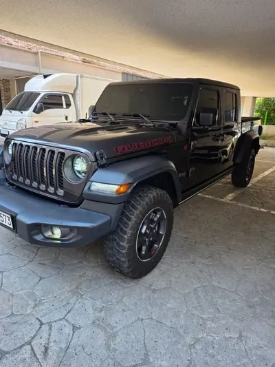Jeep Gladiator 2021, 27000 км, за 29539.19 USD