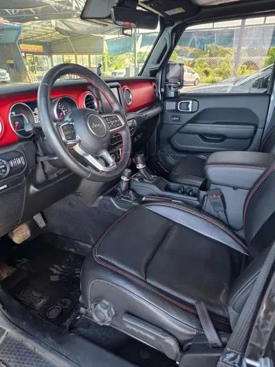 Jeep Gladiator 2021, 27000 км, за 29302.59 USD - фото 10