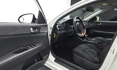Kia K5 2018, 21644 км, за 9124.33 USD - фото 10