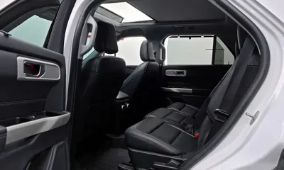 Ford Explorer 2021, 92712 км, за 17406.72 USD - фото 12