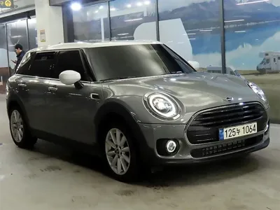MINI Clubman · 2022 год