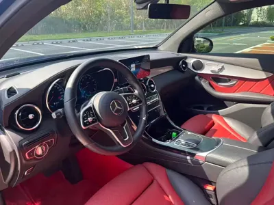 Mercedes-Benz GLC Coupe 2021, 57000 км, за 27298.44 USD