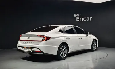 Hyundai Sonata 2020, 88658 км, за 11074.92 USD