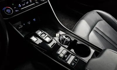 Hyundai Sonata 2020, 88658 км, за 11059.08 USD - фото 9