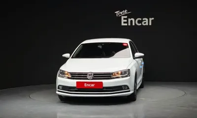 Volkswagen Jetta 2015, 93028 км, за 4232.6 USD