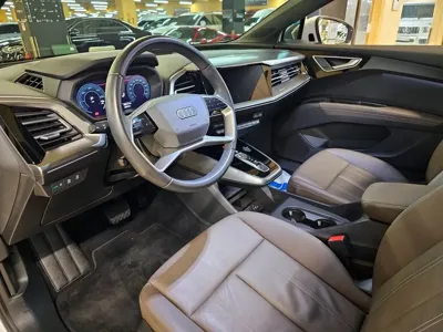 Audi Q4 e-tron 2022, 54402 км, за 23322.49 USD - фото 7