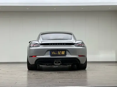 Porsche 718 2017, 38400 км, за 35284.78 USD