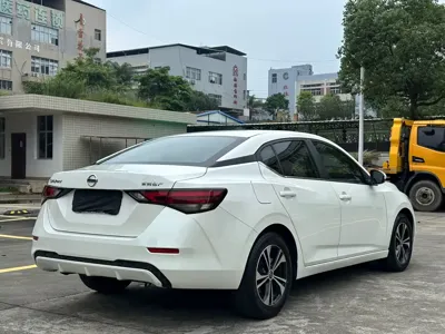 Nissan Sylphy 2023, 42000 км, за 10299.63 USD