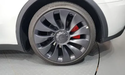 Tesla Model Y 2024, 33196 км, за 33283.48 USD - фото 21