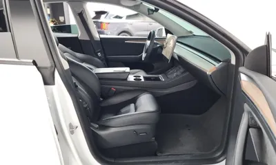 Tesla Model Y 2024, 33196 км, за 33283.48 USD - фото 26