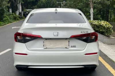 Honda Civic 2023, 17900 км, за 14511 USD