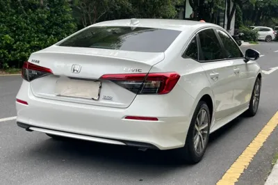 Honda Civic 2023, 17900 км, за 14511 USD