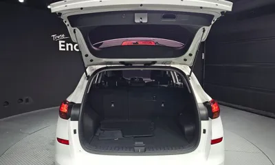 Hyundai Tucson 2019, 81758 км, за 11027.96 USD - фото 20