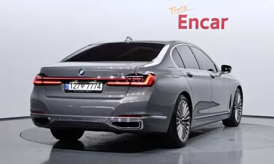 BMW 7-Series 2021, 140429 км, за 30852.04 USD