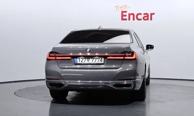 BMW 7-Series 2021, 140429 км, за 30852.04 USD
