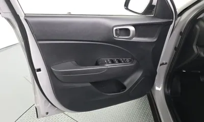 Hyundai Venue 2025, 15545 км, за 13004.17 USD - фото 24