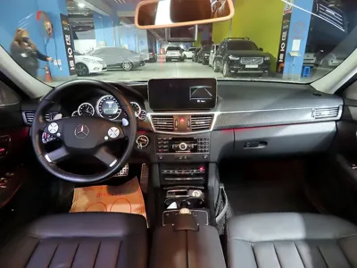 Mercedes-Benz E-Class 2011, 146460 км, за 3061.89 USD