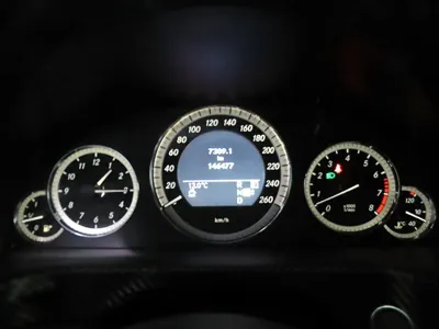Mercedes-Benz E-Class 2011, 146460 км, за 3061.89 USD - фото 9