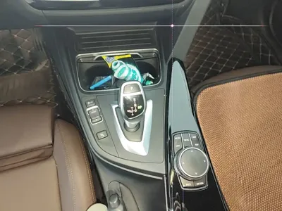 BMW 3 Series 2018, 75200 км, за 12580.69 USD - фото 14
