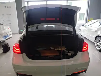 BMW 3 Series 2018, 75200 км, за 12580.69 USD - фото 19