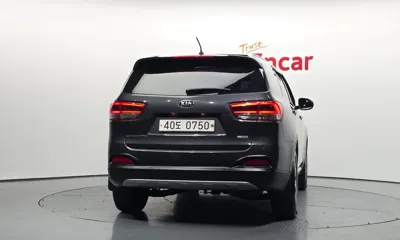 Kia Sorento 2015, 162093 км, за 6078.62 USD