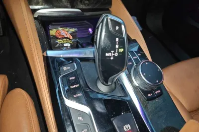 BMW 6 Series GT 2018, 122500 км, за 21138 USD - фото 14