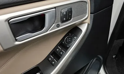 Ford Explorer 2022, 54462 км, за 19154.28 USD - фото 17