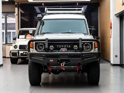 Toyota Land Cruiser 2025, 3600 км, за 82083.34 USD