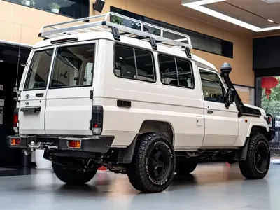 Toyota Land Cruiser 2025, 3600 км, за 82083.34 USD