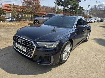 Audi A6 2021, 30125 км, за 23631.35 USD