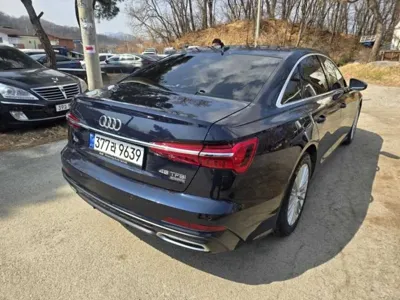 Audi A6 2021, 30125 км, за 23631.35 USD