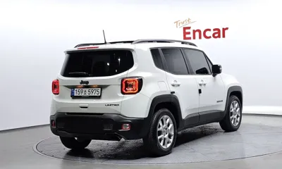 Jeep Renegade 2021, 31973 км, за 13148.33 USD