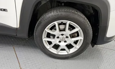 Jeep Renegade 2021, 31973 км, за 13148.33 USD