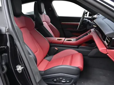 Porsche Taycan 2025, 5720 км, за 122175.46 USD - фото 10