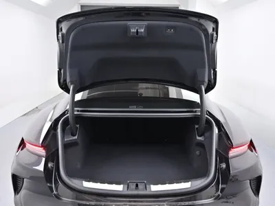 Porsche Taycan 2025, 5720 км, за 122175.46 USD - фото 20