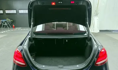 Mercedes-Benz E-Class 2017, 87211 км, за 16549.66 USD - фото 20