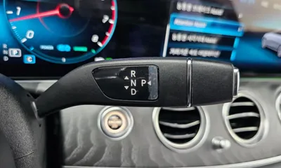 Mercedes-Benz E-Class 2022, 67381 км, за 28586.3 USD - фото 9