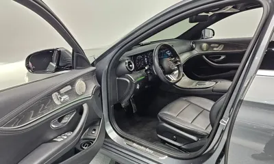 Mercedes-Benz E-Class 2022, 67381 км, за 28586.3 USD - фото 10