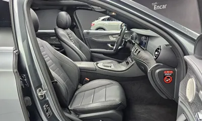 Mercedes-Benz E-Class 2022, 67381 км, за 28586.3 USD - фото 12