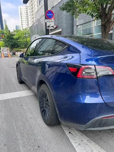 Tesla Model Y 2024, 44500 км, за 23959.56 USD
